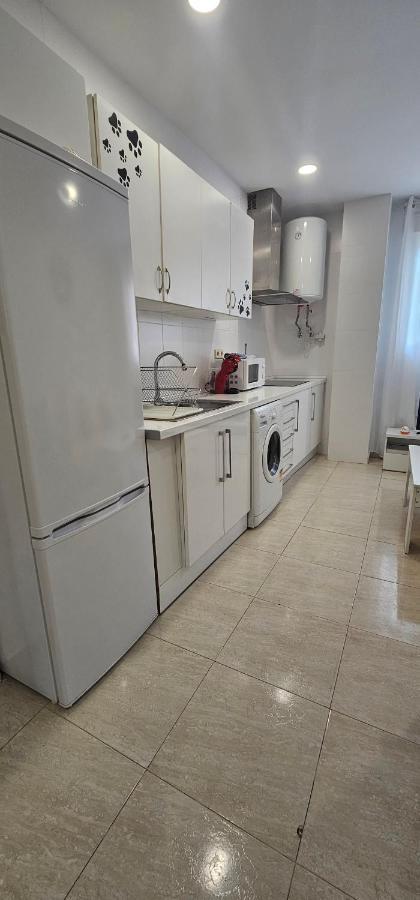 Apto Tanez Plaza Toros Ventas, A Apartment *